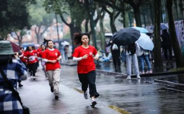 幼儿园跑的游戏教案5篇